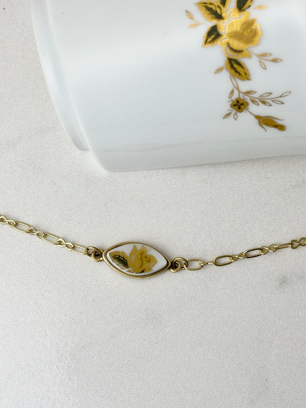 Noritake Ninon Gold Bracelet