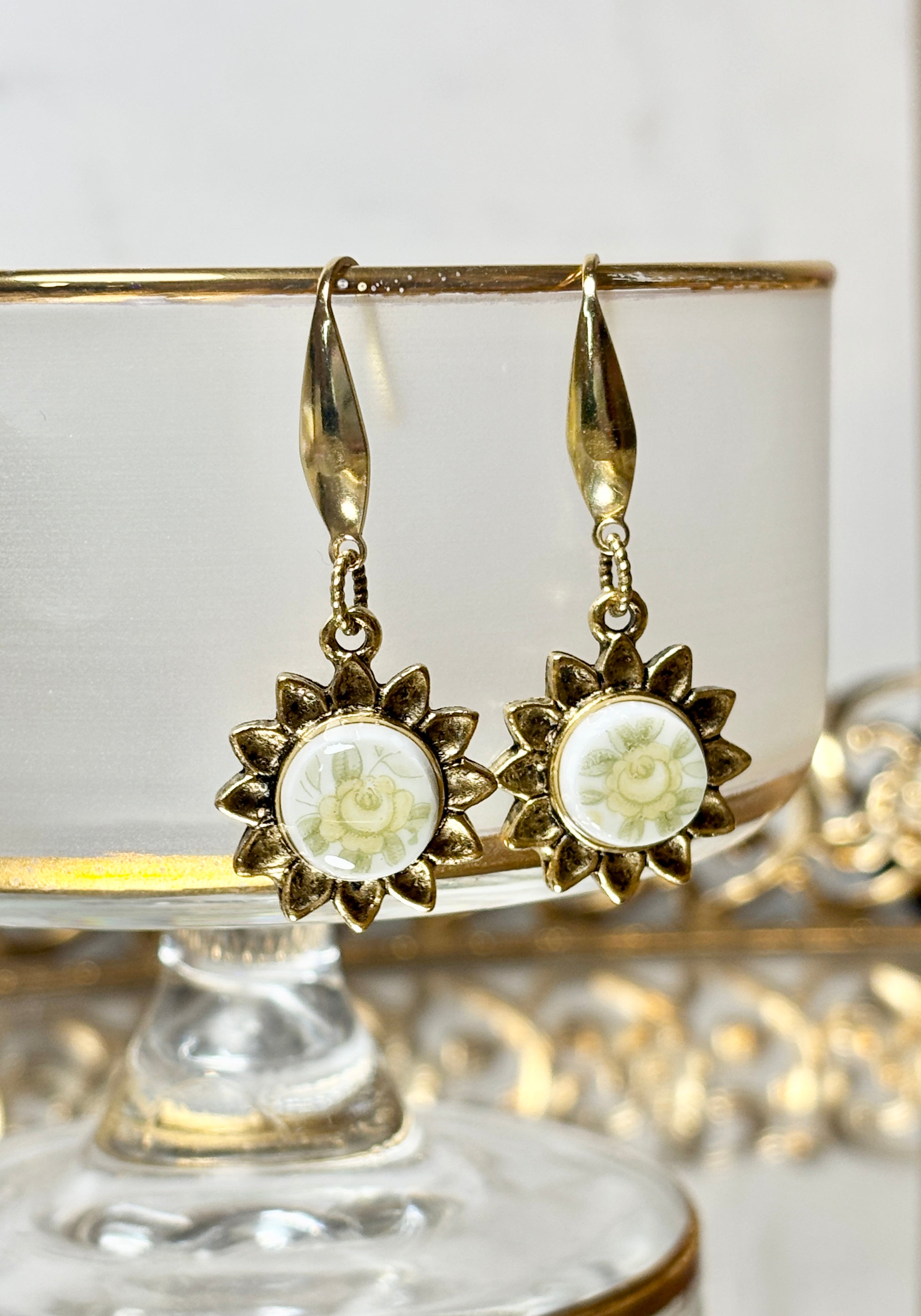 Rose Crest Sunflower Earrings