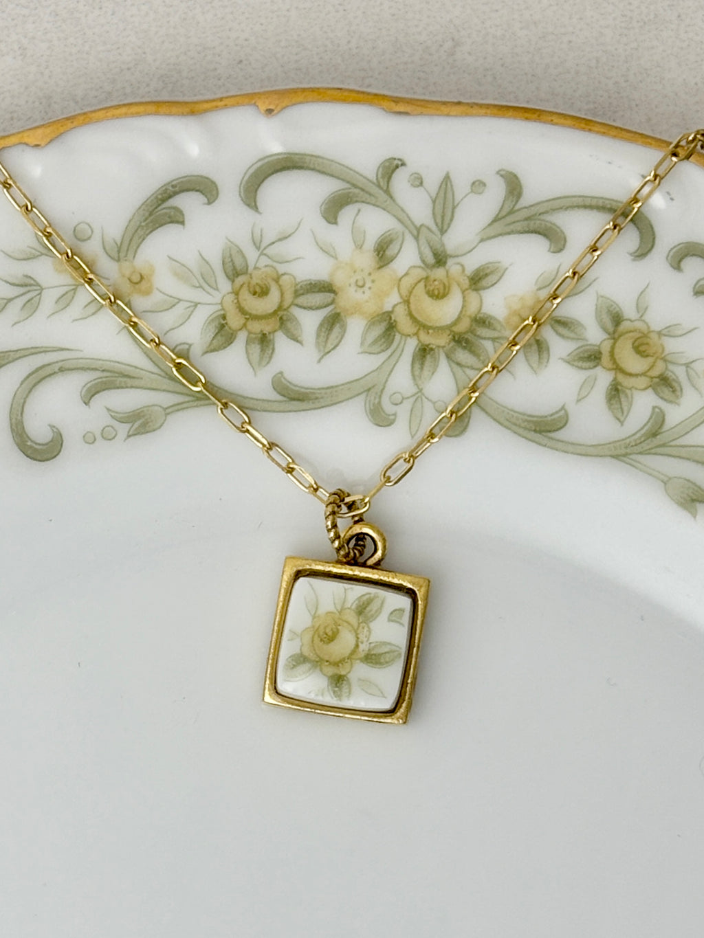 Rose Crest Gold Square Necklace