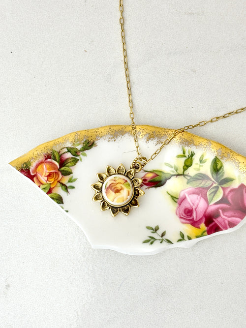 Country RoseSunflower Antique Gold Necklace