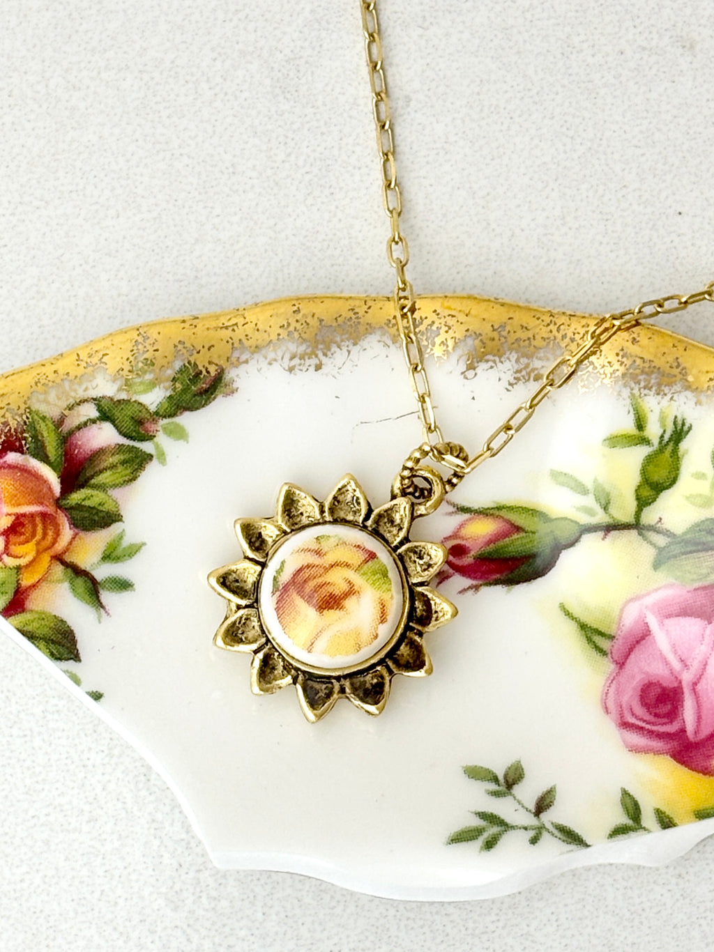 Country RoseSunflower Antique Gold Necklace