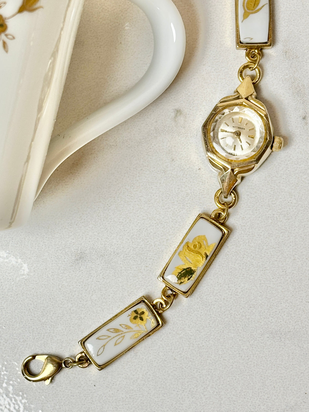 Vintage Wittnauer manual watch with Noritake Ninon