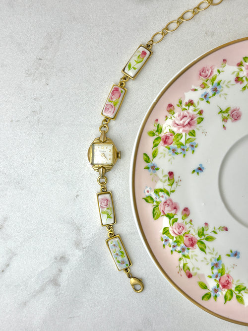 Antique Caravelle manual watch