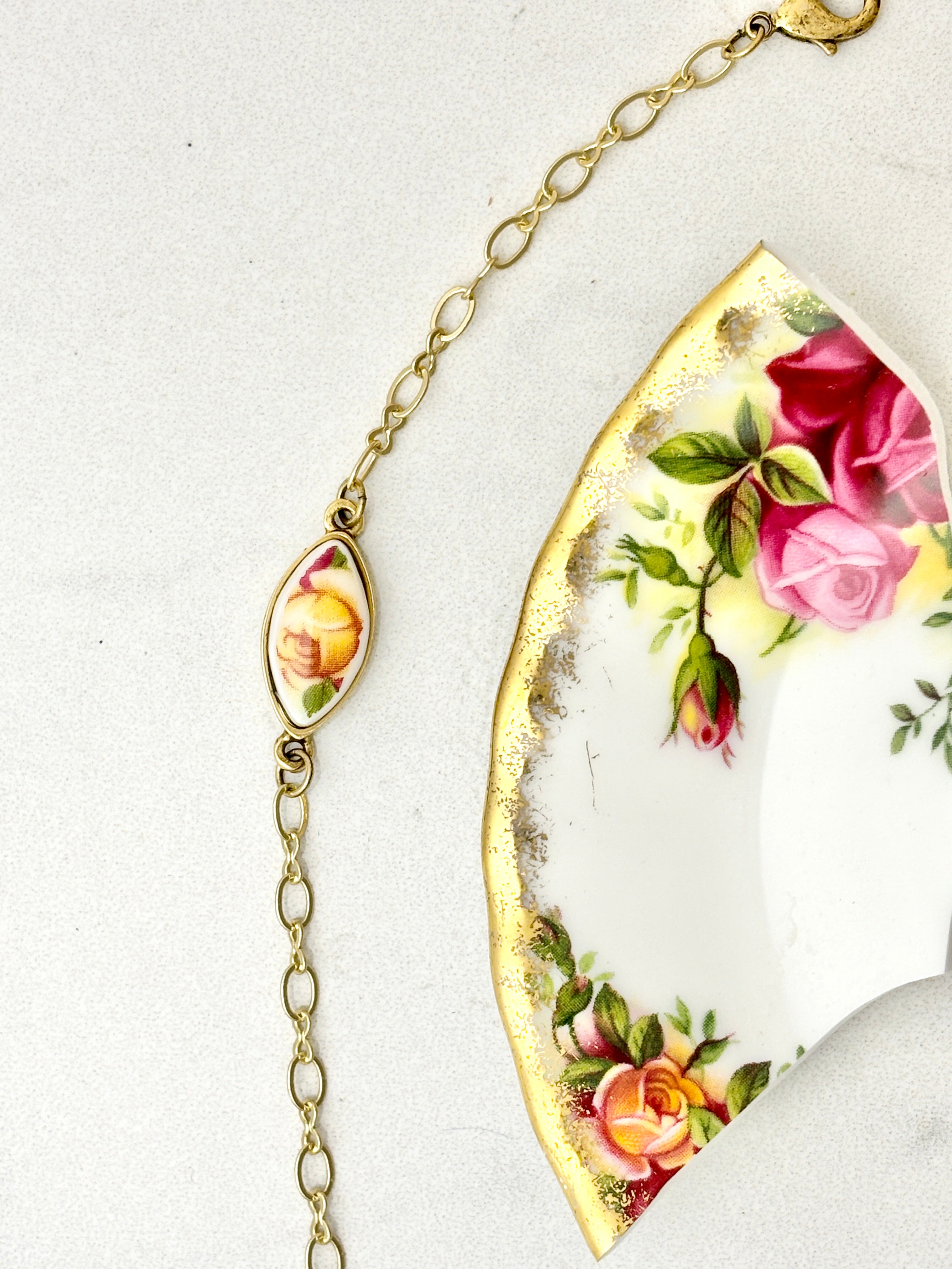 Country Roses Gold Bracelet