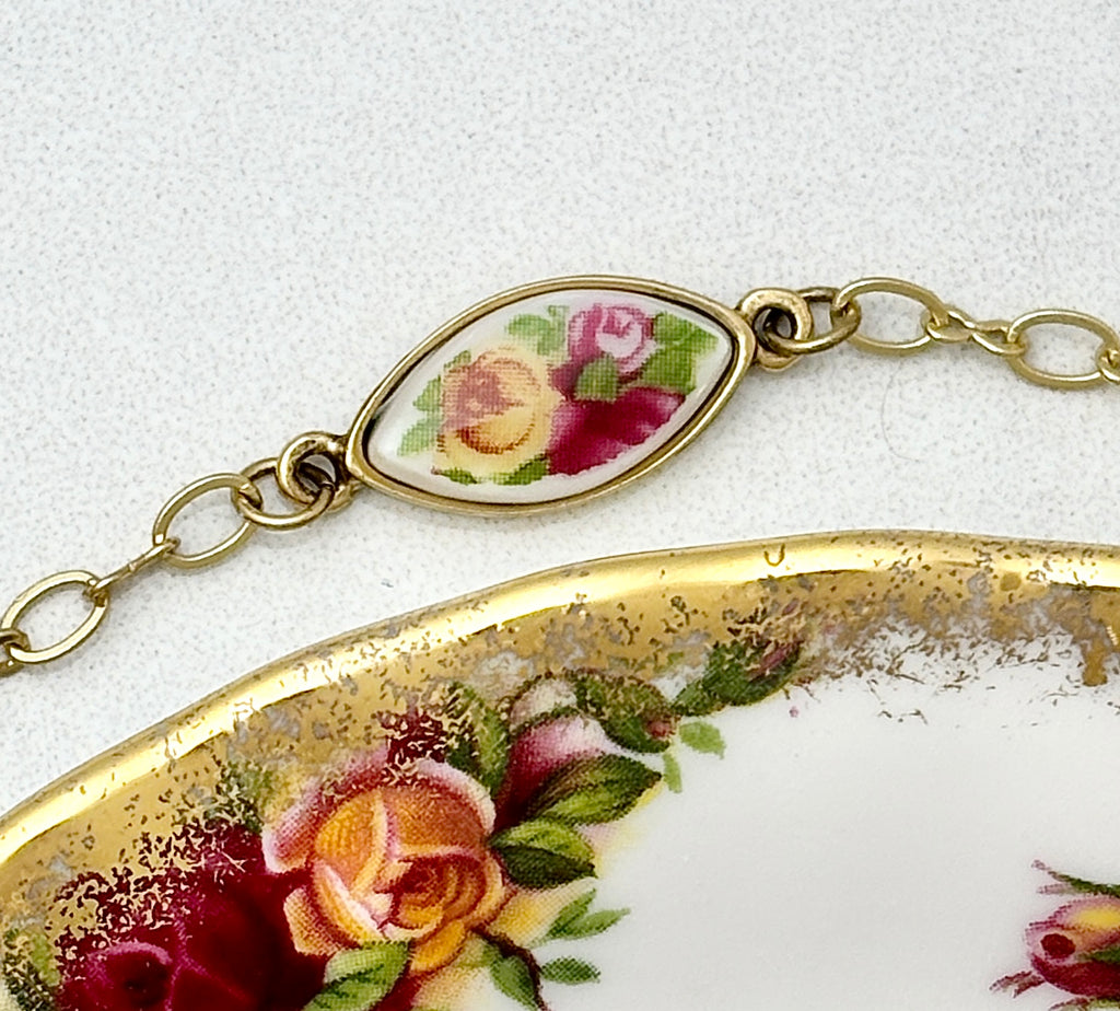 Country Roses Gold Bracelet