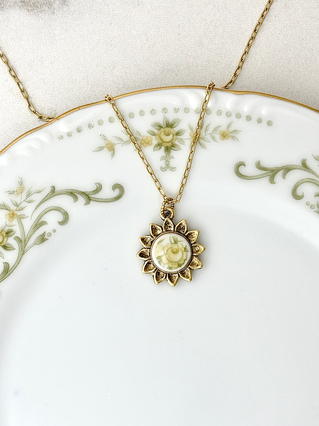 Crest Norleans Sunflower Antique Gold Necklace
