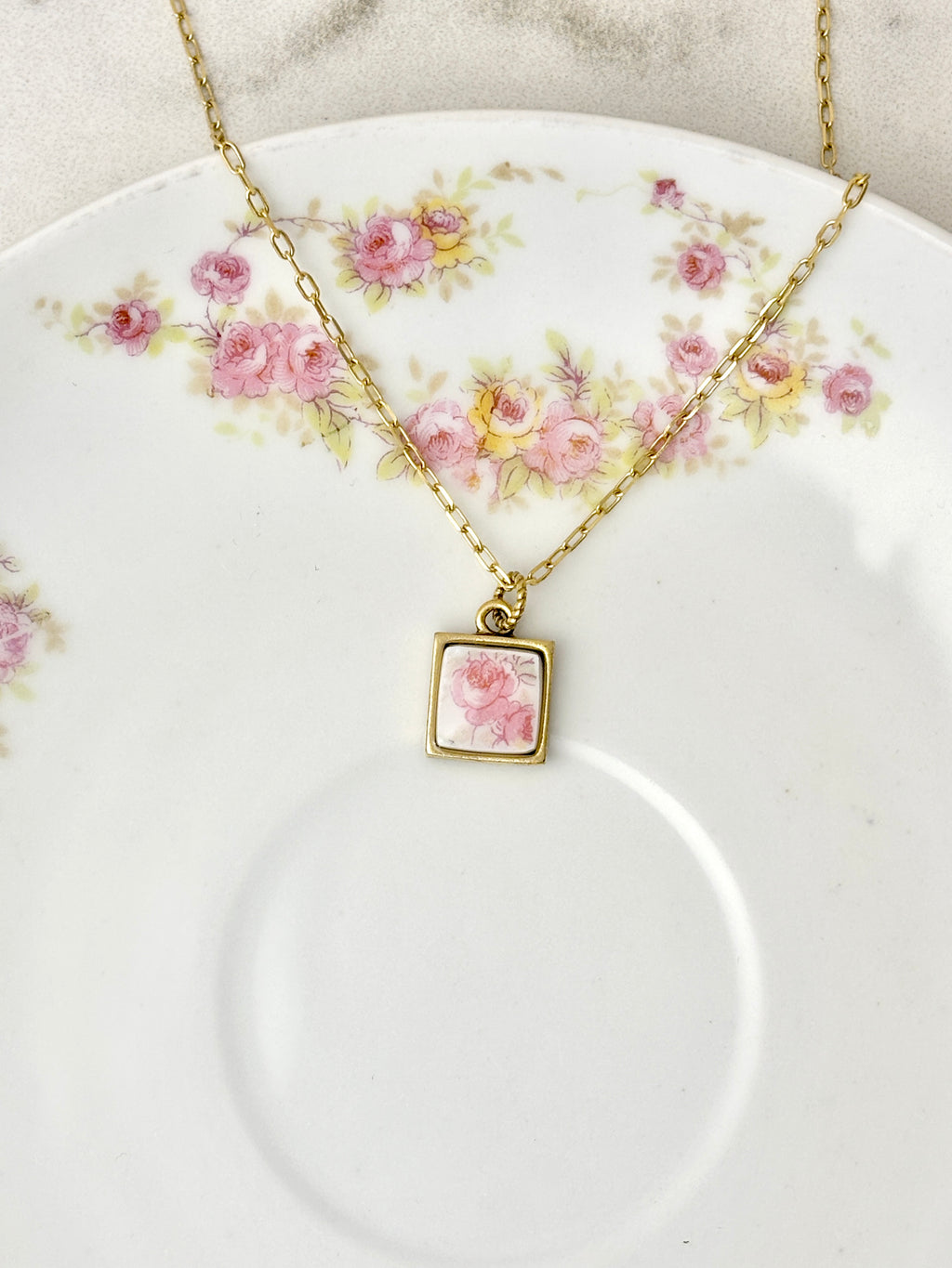 Mieto Antique Gold Necklace