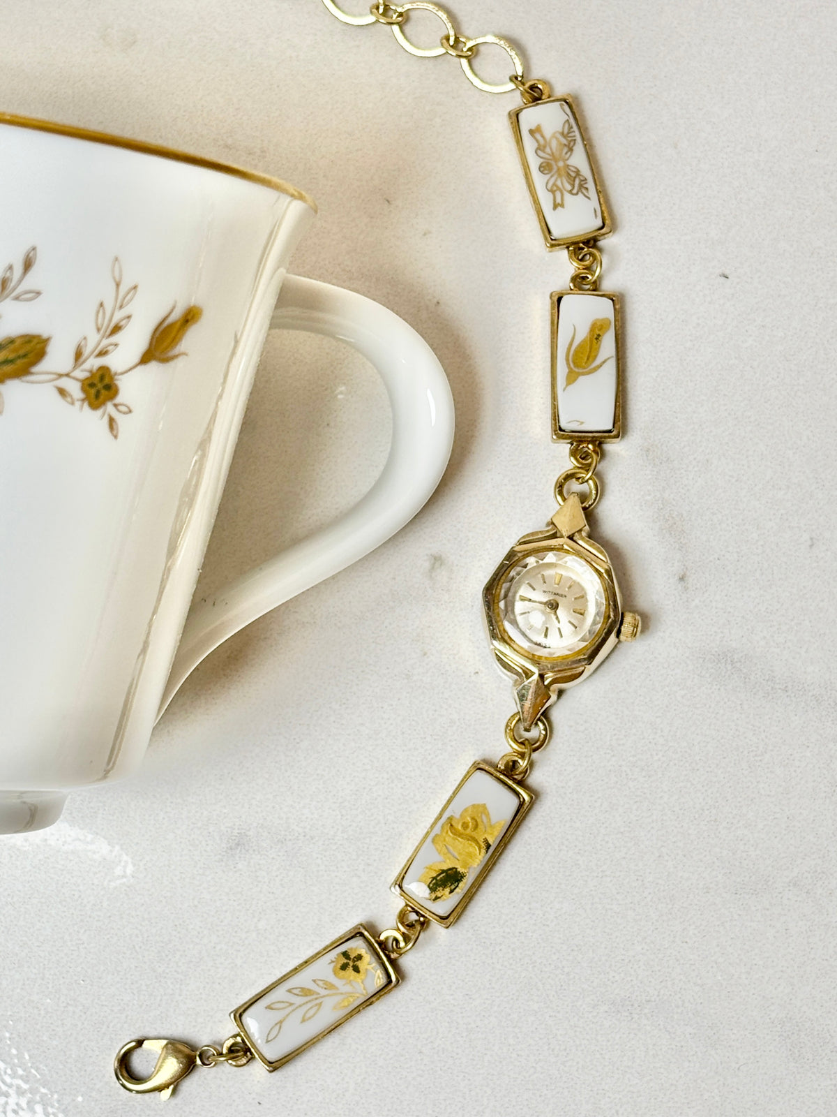 Vintage Wittnauer manual watch with Noritake Ninon