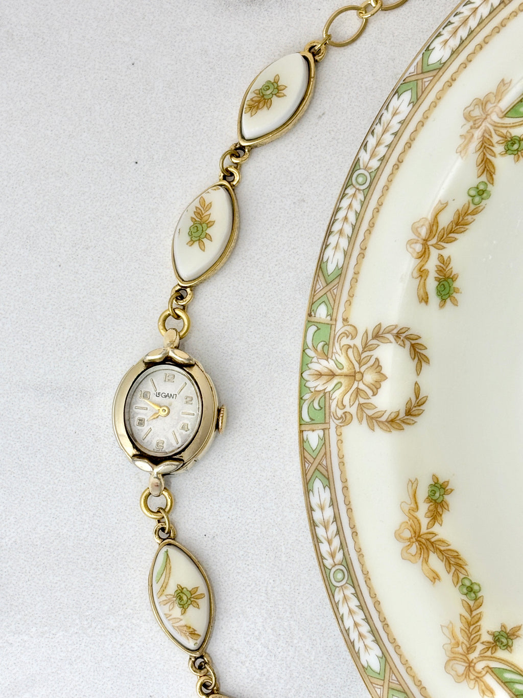 Antique Le Gant manual watch