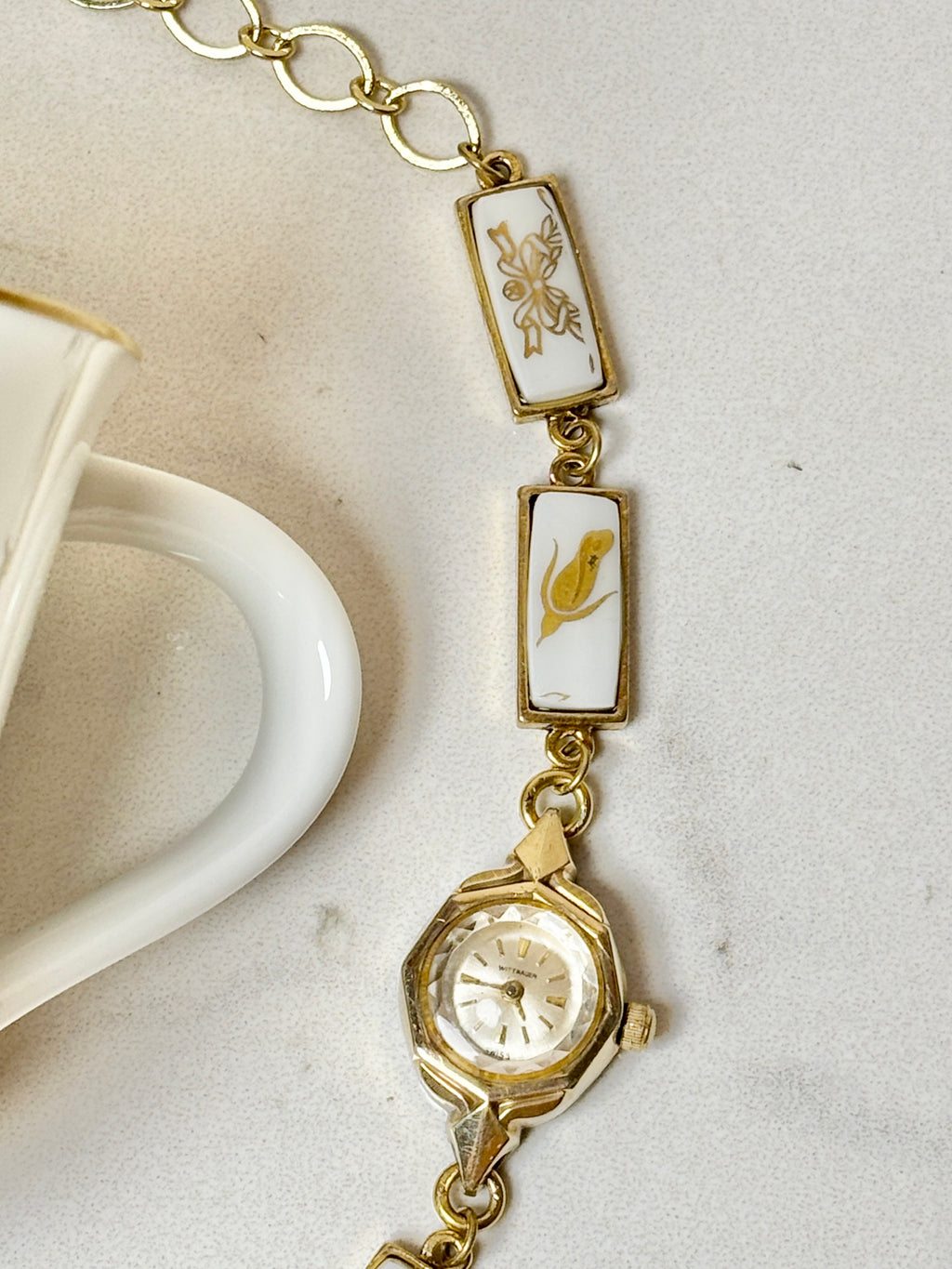 Vintage Wittnauer manual watch with Noritake Ninon