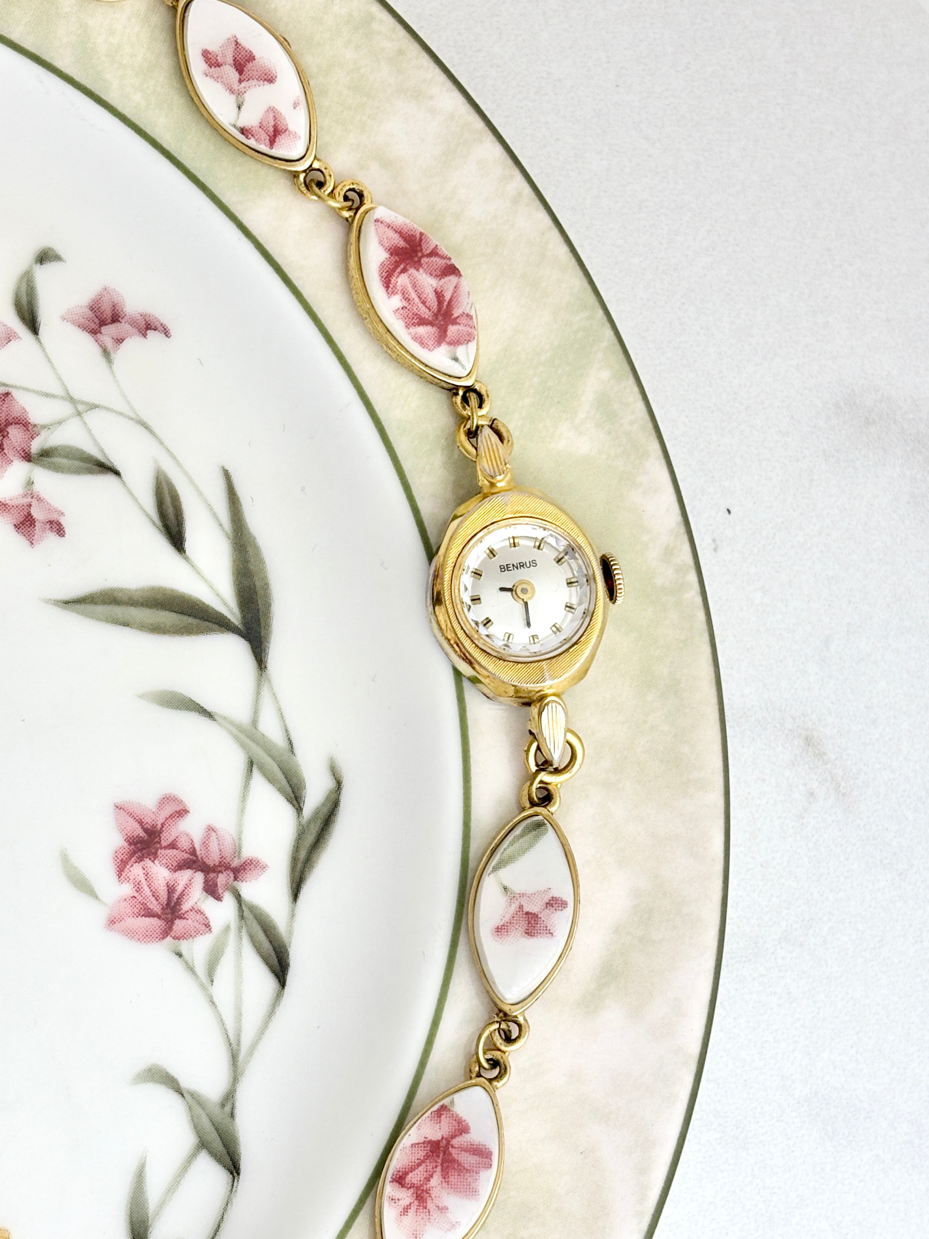 Antique Benrus manual watch with Garden Sunrise
