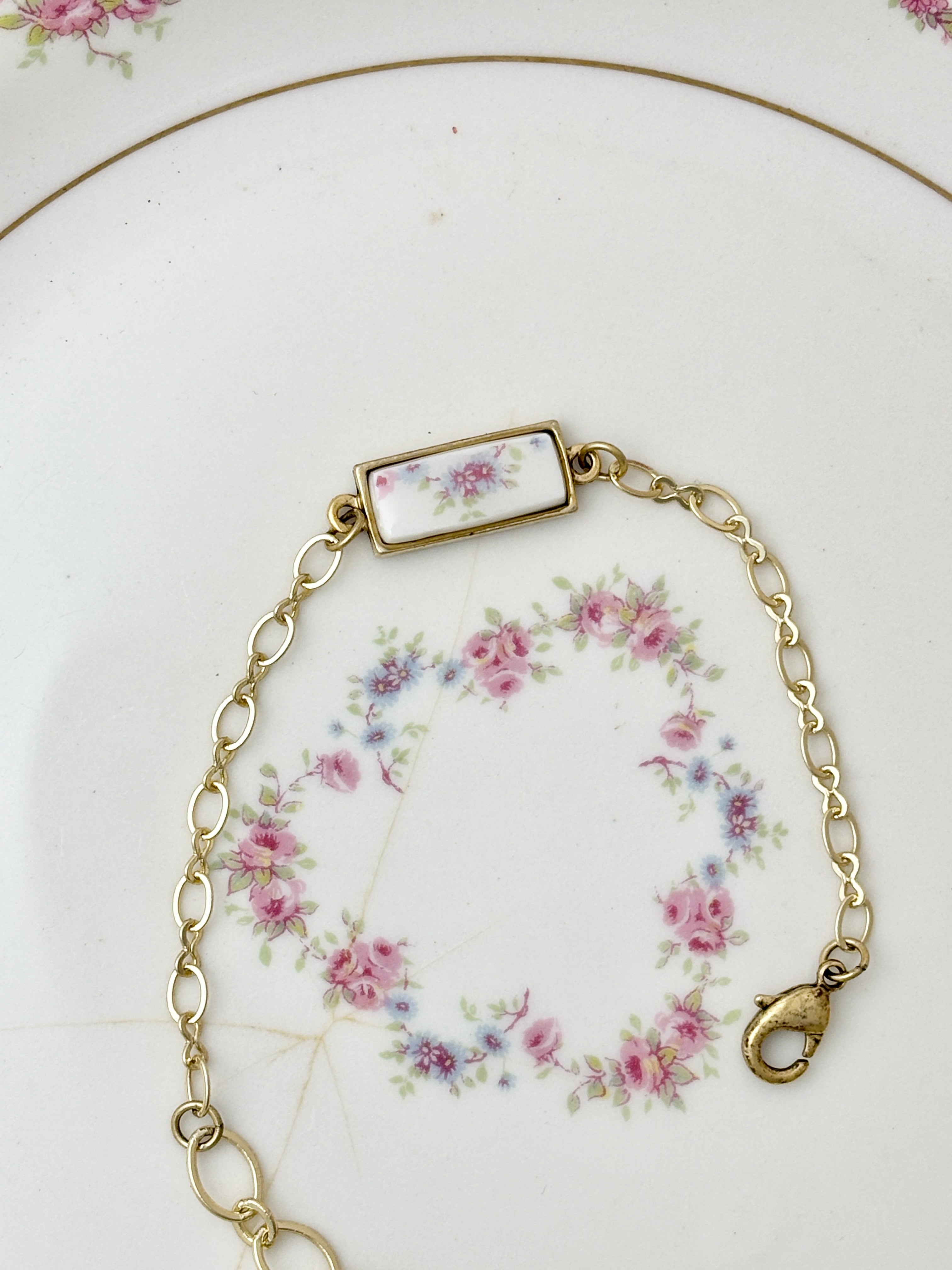 Old Ivory Blue Sunflower Gold Bracelet