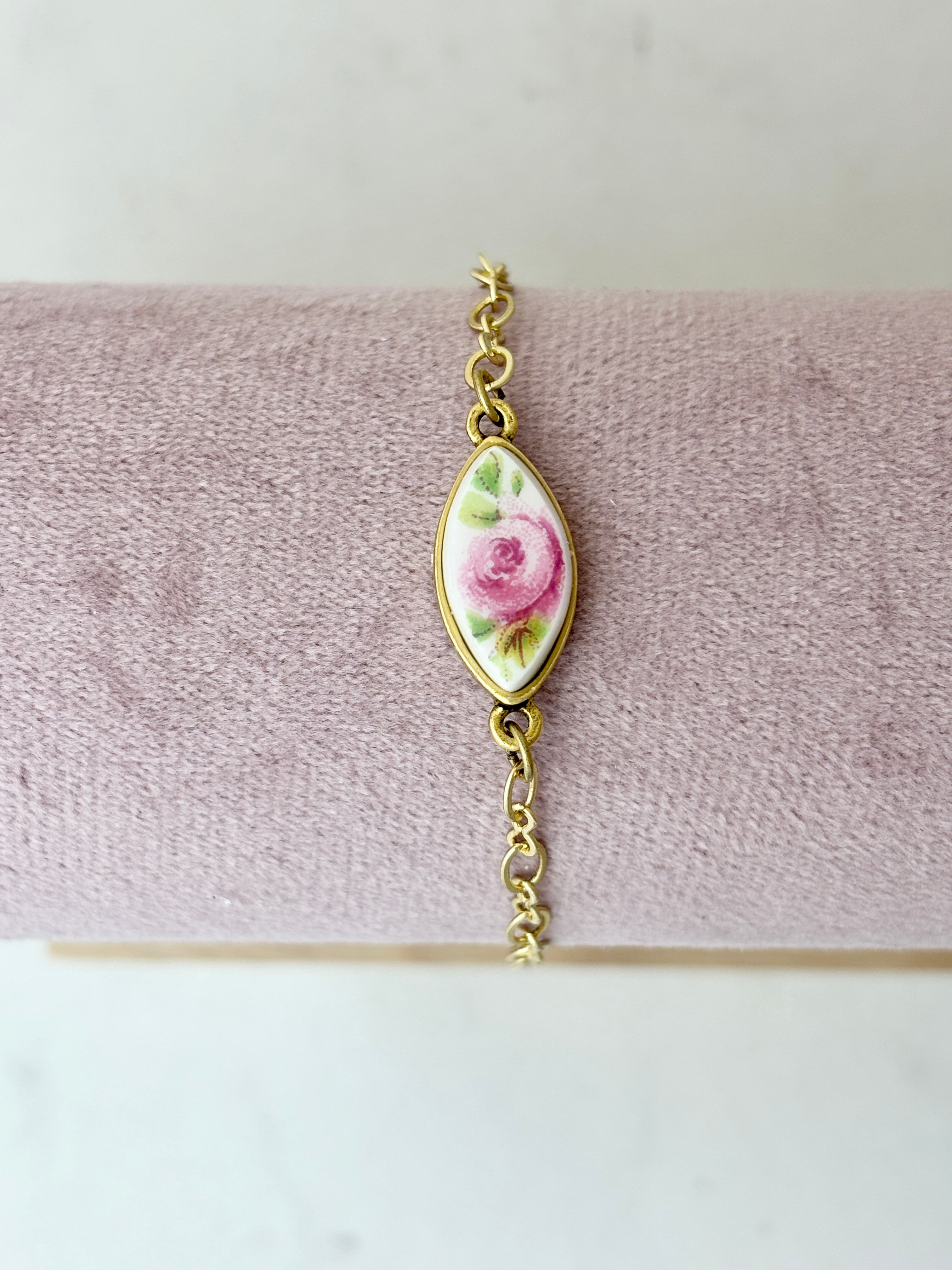 Duchess Rosebud Gold Bracelet