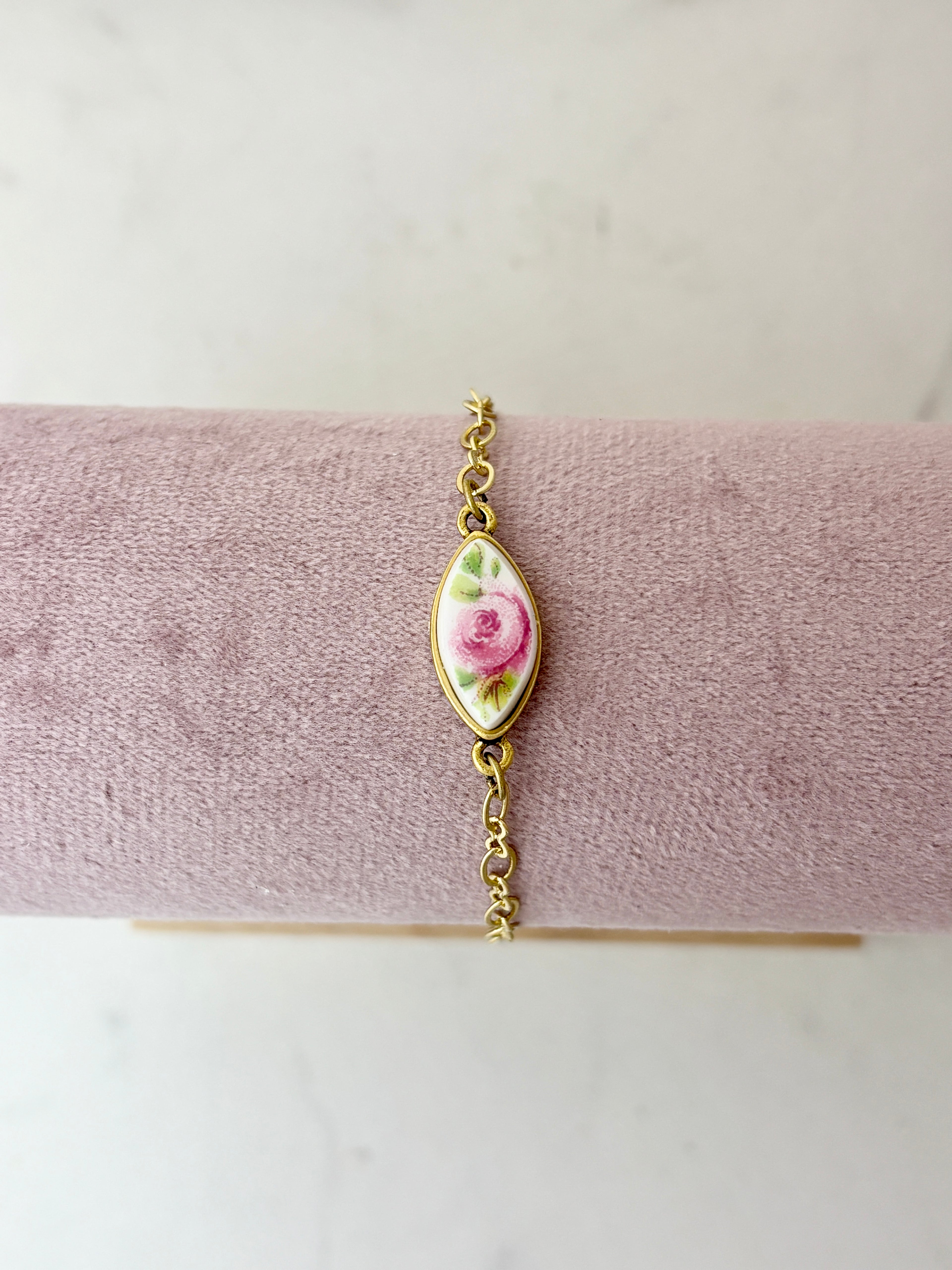 Duchess Rosebud Gold Bracelet