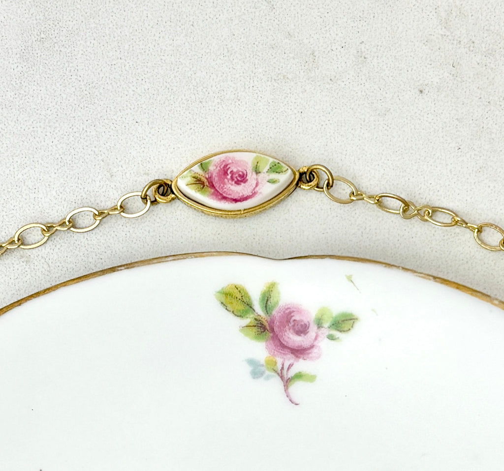 Duchess Rosebud Gold Bracelet