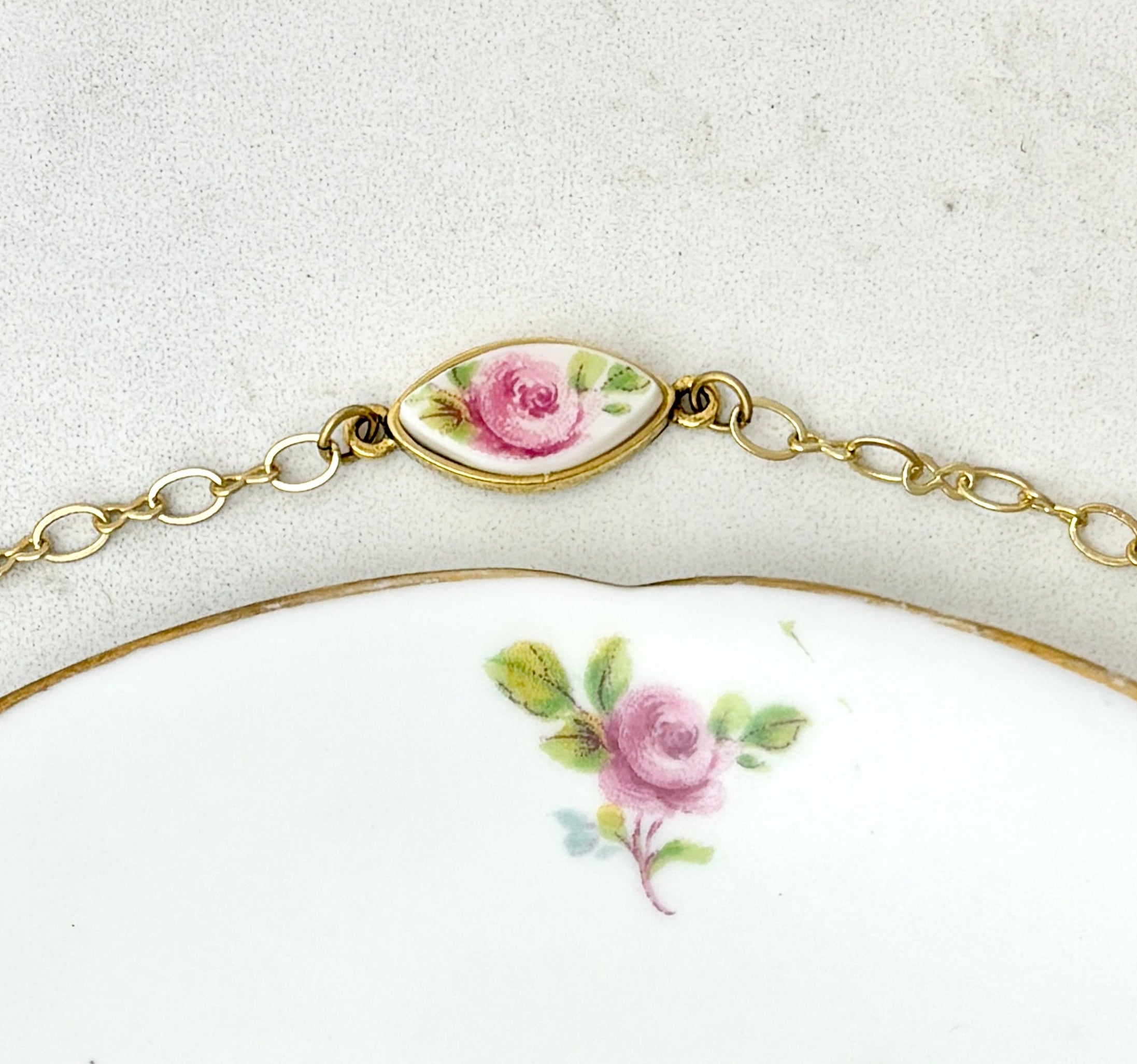 Duchess Rosebud Gold Bracelet
